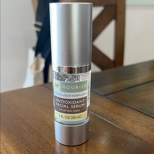 Antioxidant Facial Serum — Silver